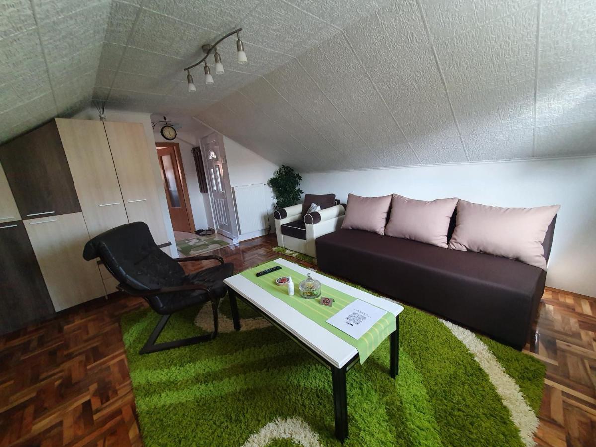 Fortress Apartments Ni Kültér fotó